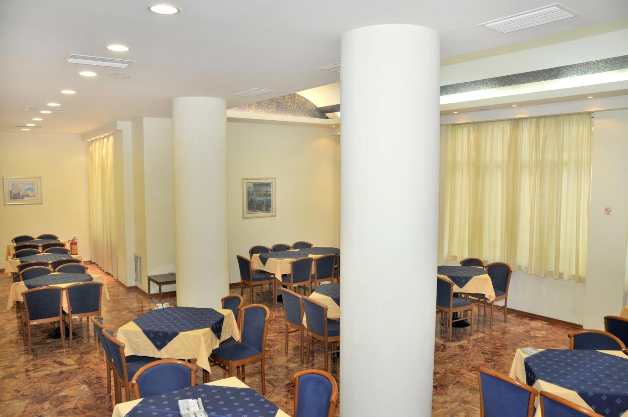 Hotel Elena لميا المظهر الخارجي الصورة